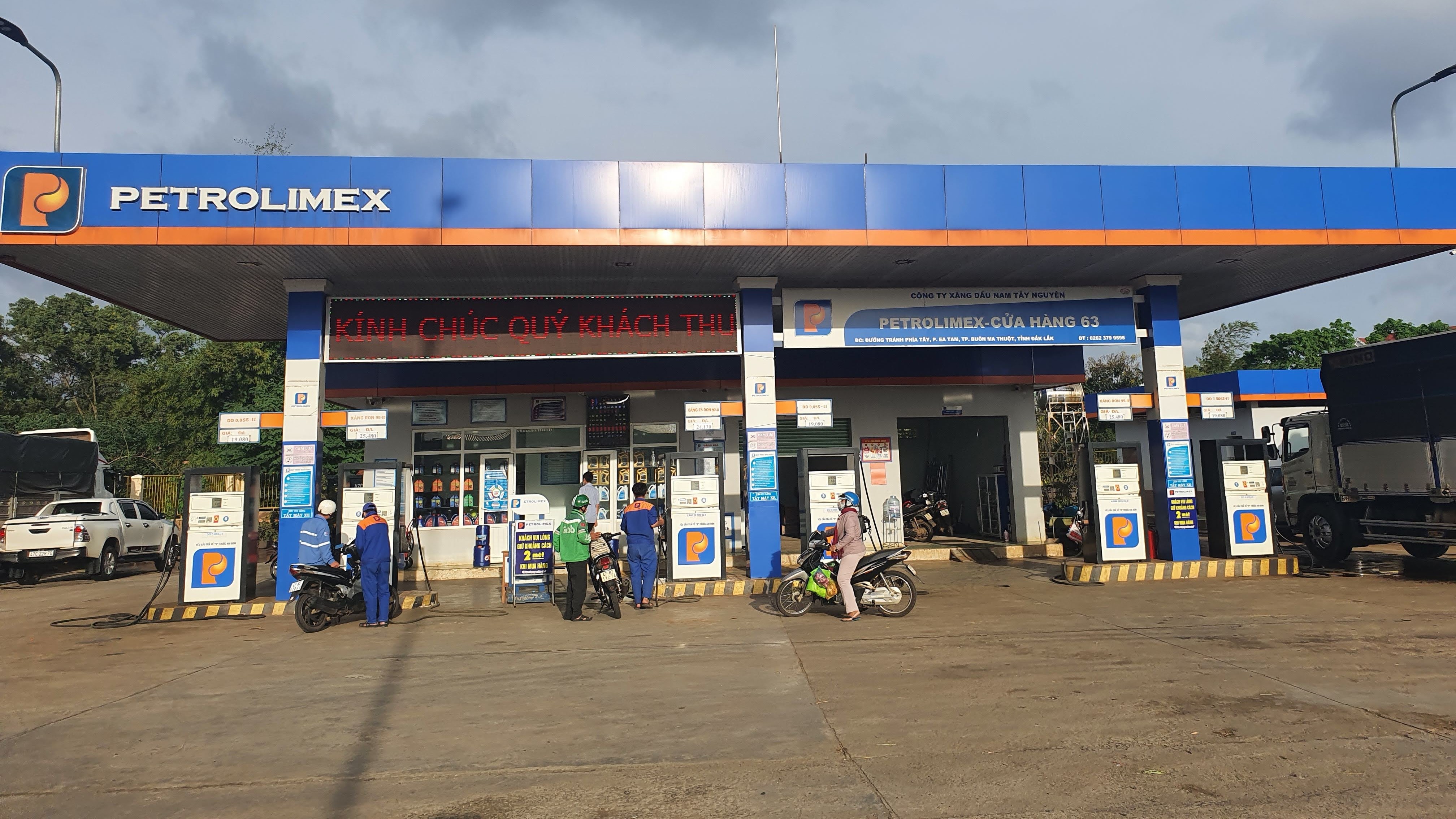 Đắk Lắk: Trạm sạc VinFast - Cửa hàng xăng dầu Petrolimex Số 63, Nam Tây Nguyên